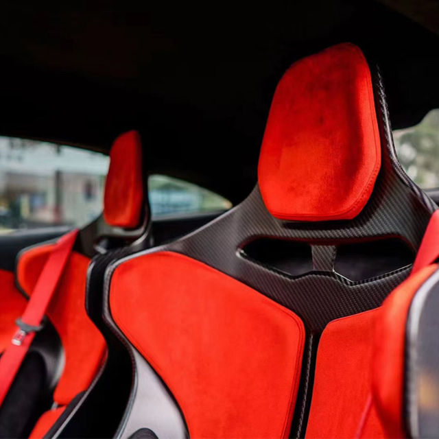 Lujo y rendimiento: asiento de coche de fibra de carbono para una comodidad y una experiencia de conducción incomparables